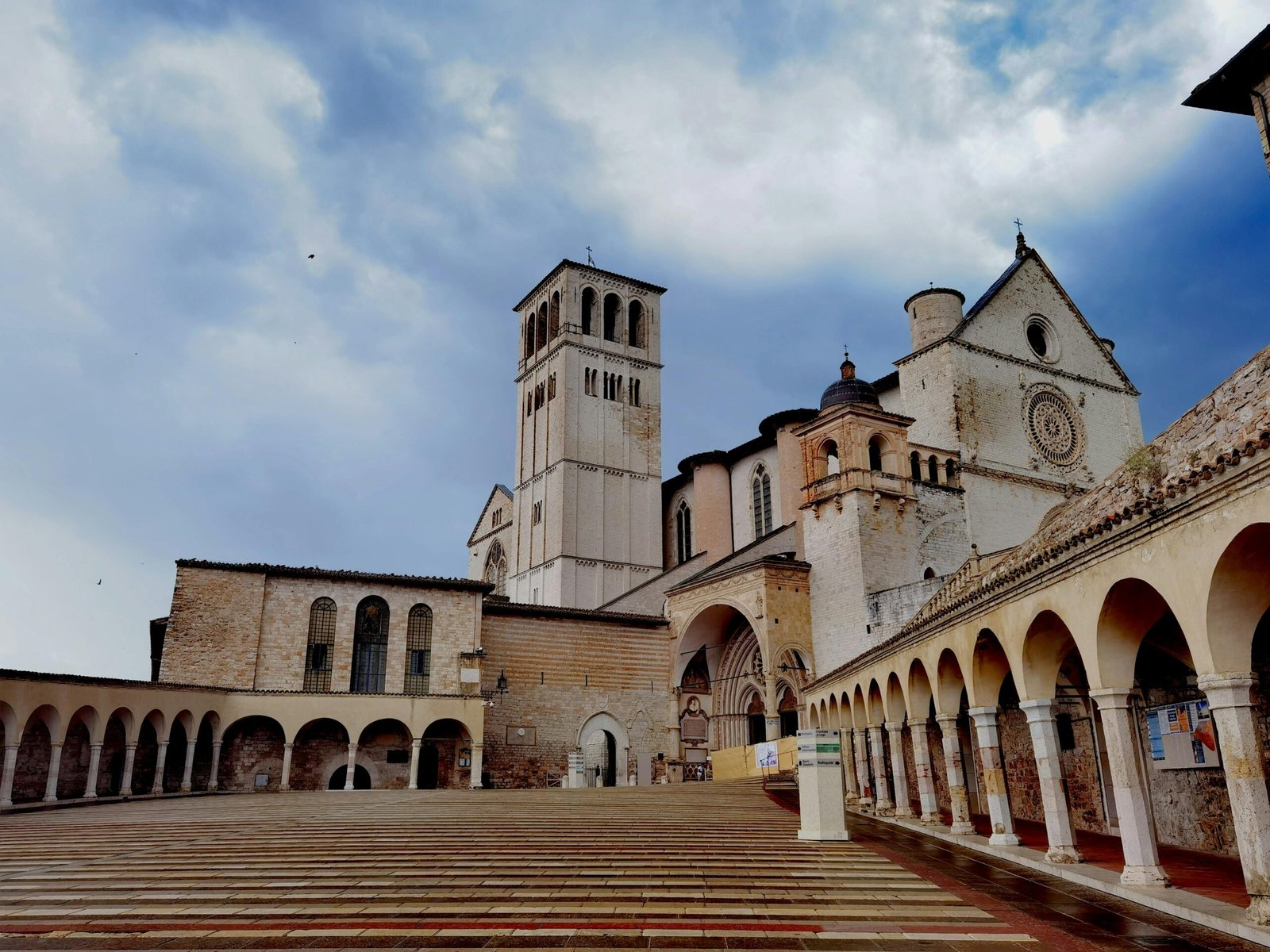 Assisi<br>Il Cantico delle Meraviglie<br>28 febbraio - immagine 5