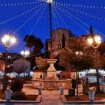 Piazza Roma a Greccio con le luminarie e i mercatini di Natale